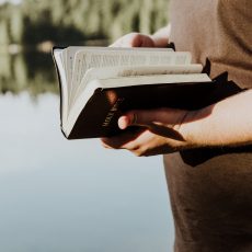 A BIBLICAL WALK THROUGH CHRIST’S PASSION